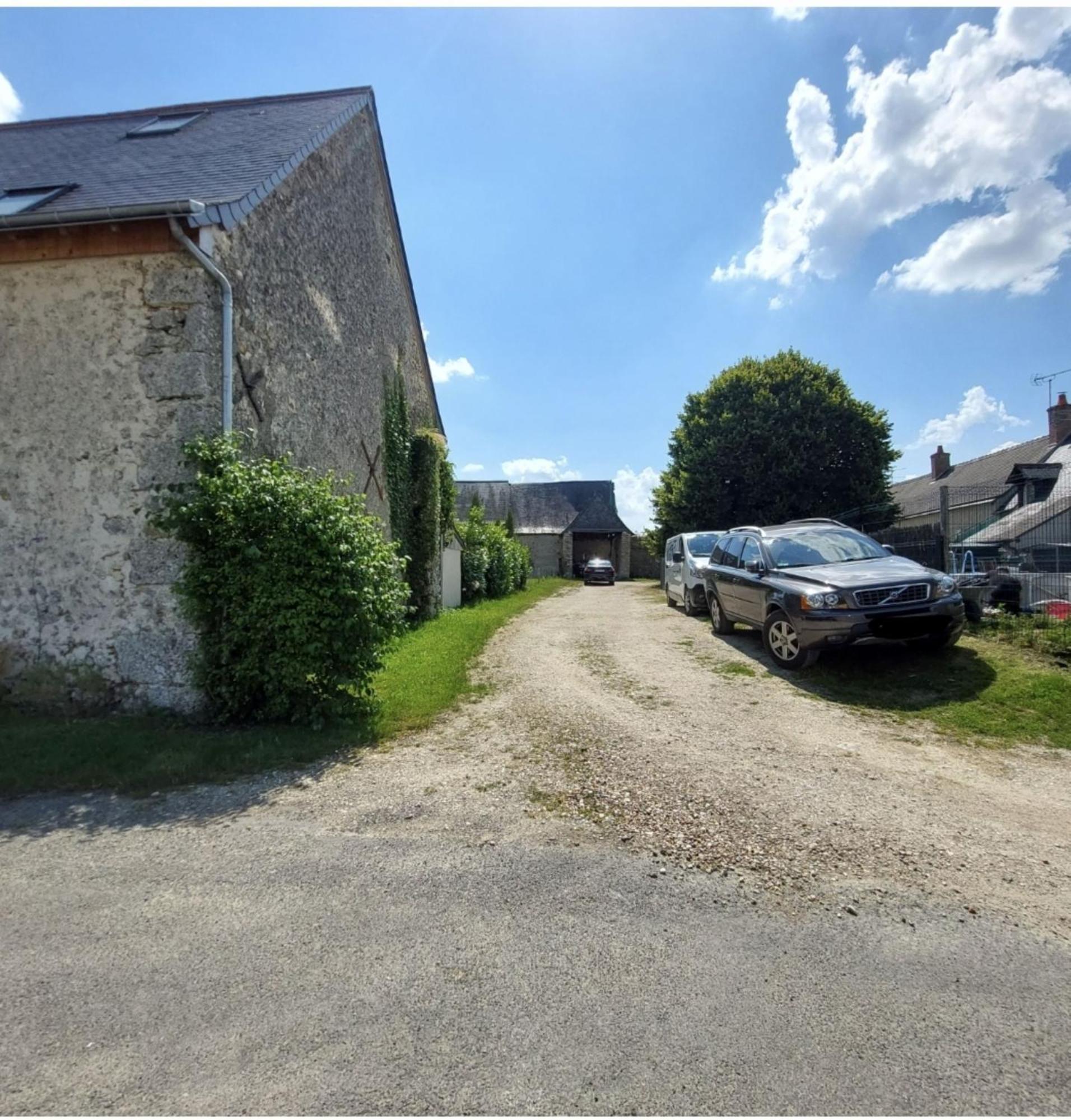 logement campagnard charmant, fonctionnel, cour privée avec WiFi Tauxigny Exterior foto